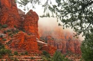 Sedona AZ weather during the cooler months is misty and mild